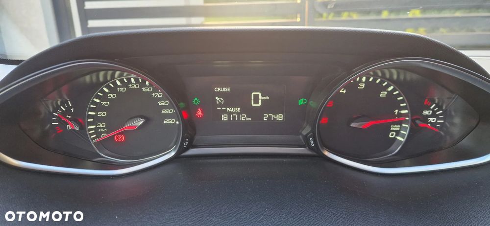 Peugeot 308 BlueHDi FAP 150 Stop&Start Active - 16