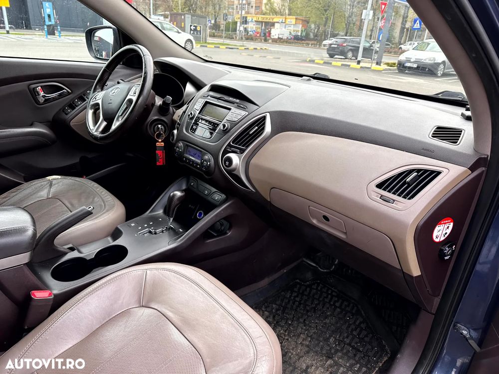 Hyundai ix35 2.0 CRDI High 4WD GLS Aut. Premium - 14