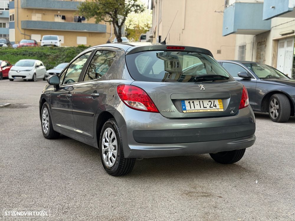 Peugeot 207 1.4 16V Active - 3