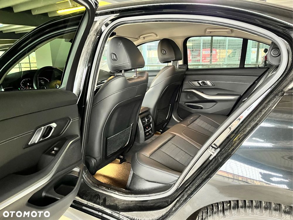 BMW Seria 3 320d xDrive Advantage - 7