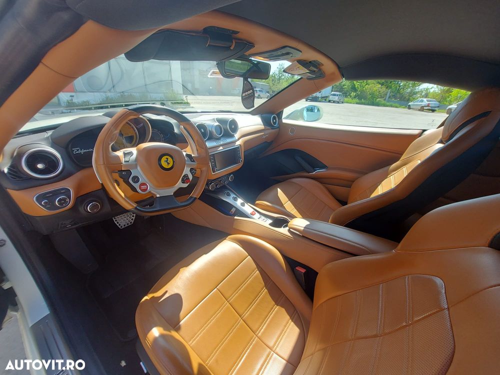 Ferrari California - 13
