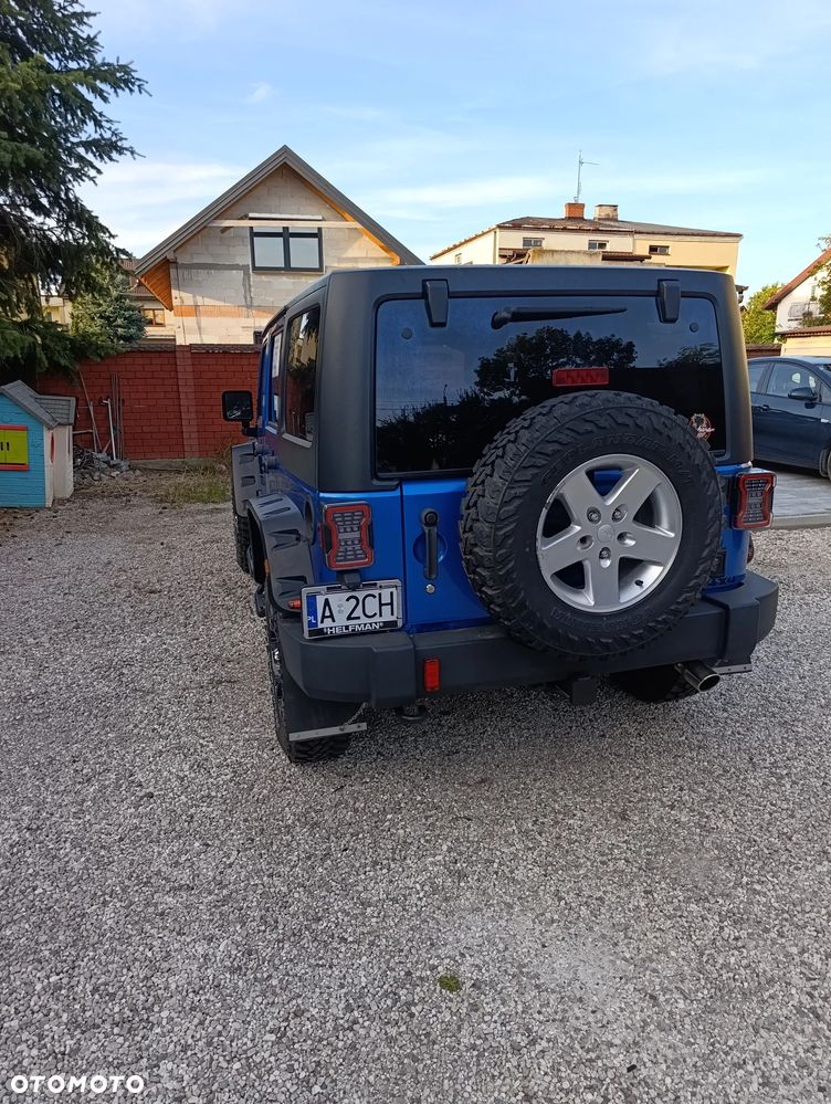Jeep Wrangler - 10