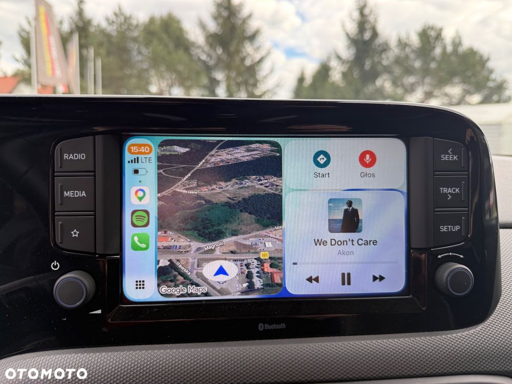 Hyundai i10 1.0 Fifa World Cup Edition - 24