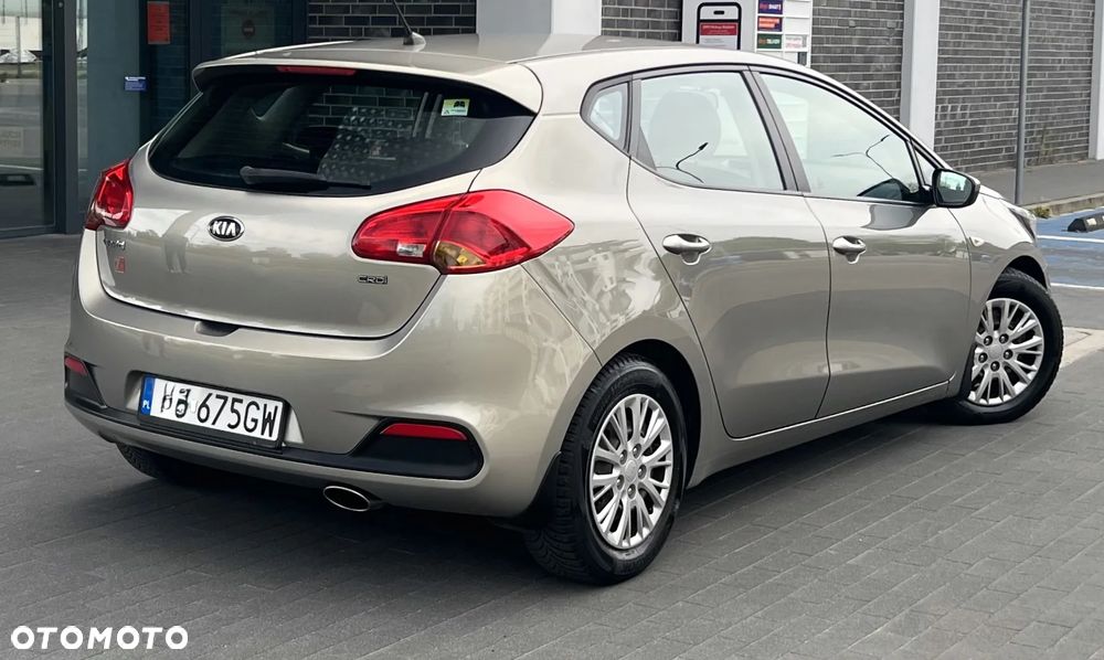 Kia Ceed 1.6 CRDi L - 4