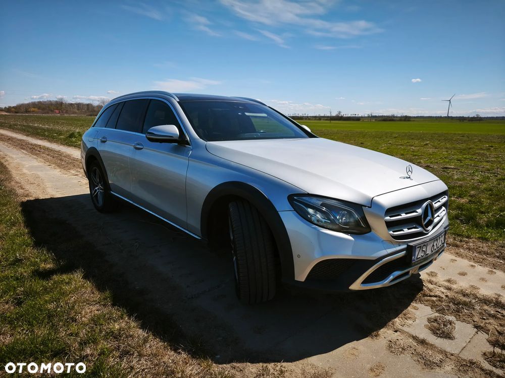 Mercedes-Benz Klasa E 220 d 4Matic 9G-TRONIC - 21