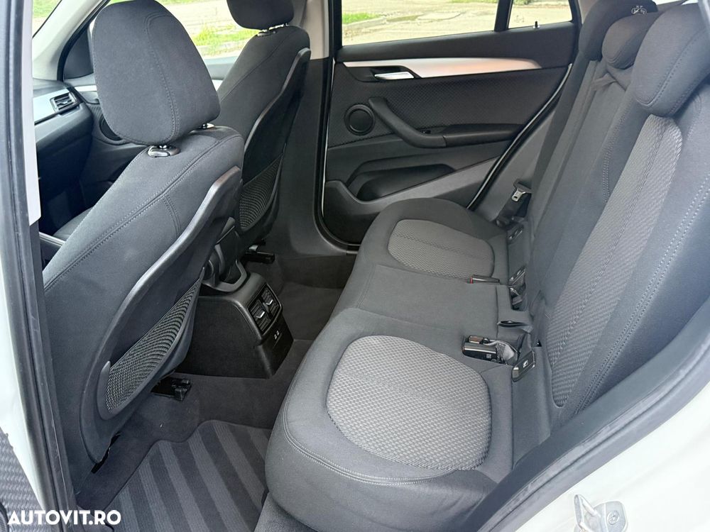 BMW X1 sDrive18d Aut. - 8