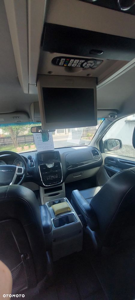 Chrysler Town & Country 3.6 Touring - 6