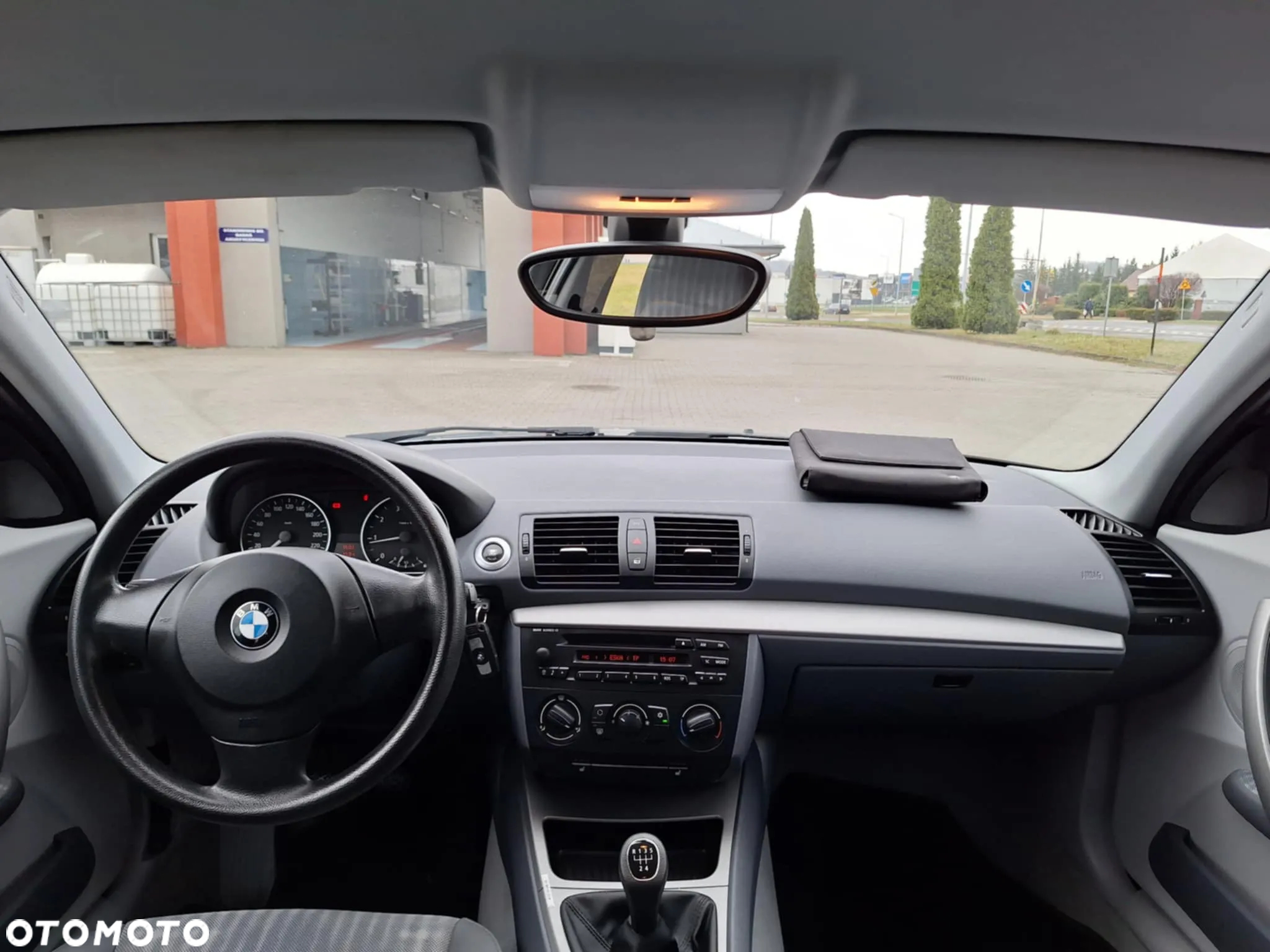 BMW Seria 1 116i - 12