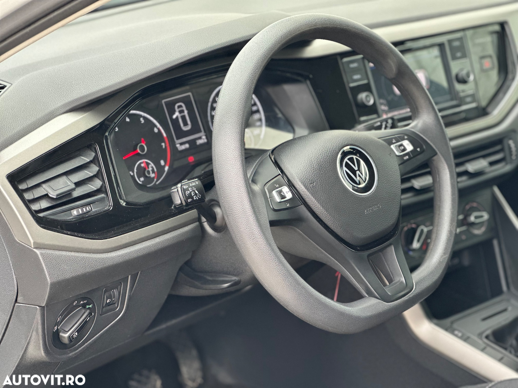 Volkswagen Polo 1.0 TSI Comfortline - 5