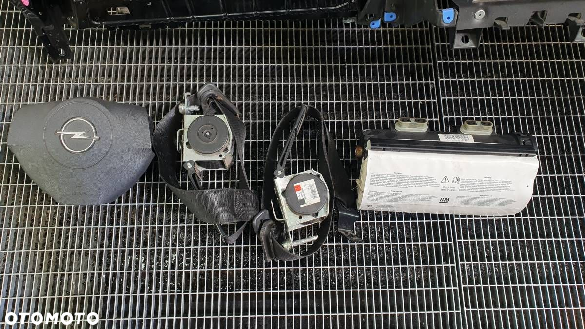 KOKPIT DESKA ROZDZIELCZA KONSOLA PODUSZKA AIRBAG PASY OPEL ZAFIRA B EU - 5