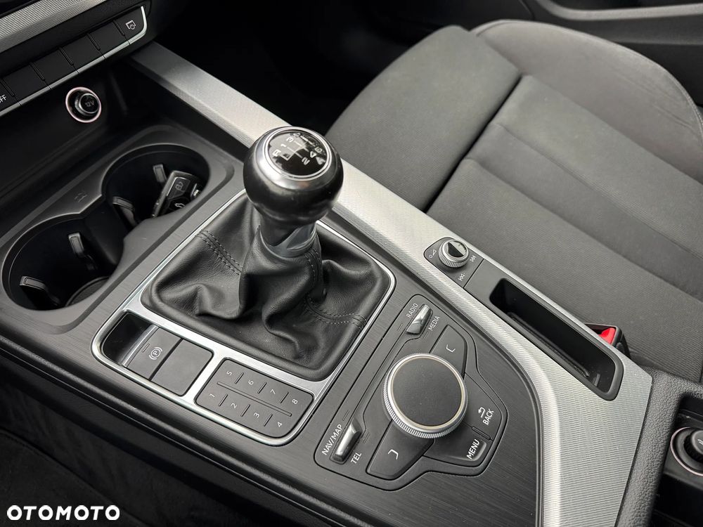 Audi A4 Avant - 27