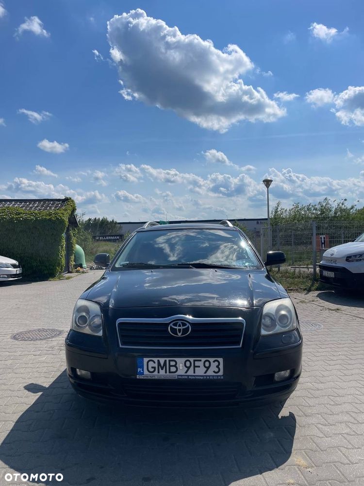 Toyota Avensis - 7