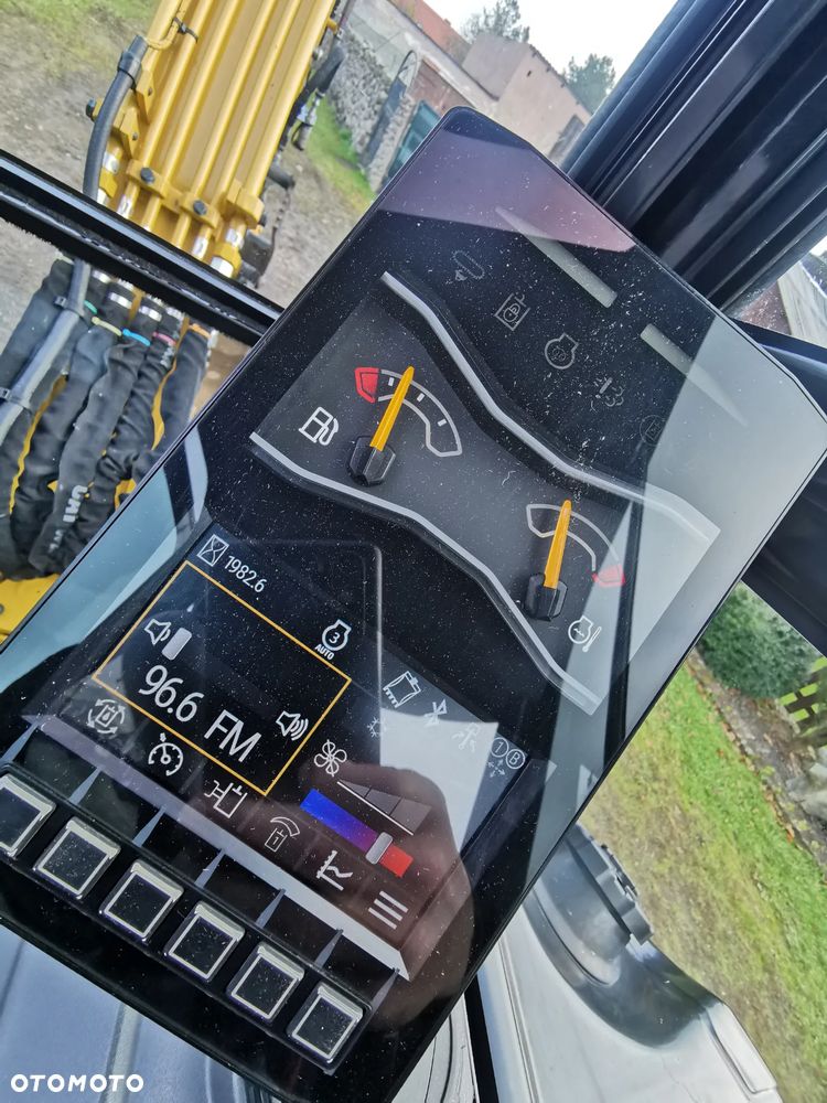 Caterpillar 302.7 CR - 11