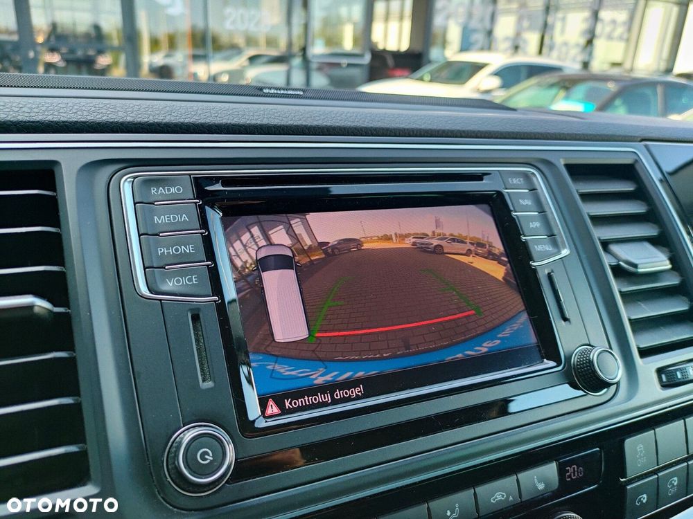 Volkswagen Multivan - 27