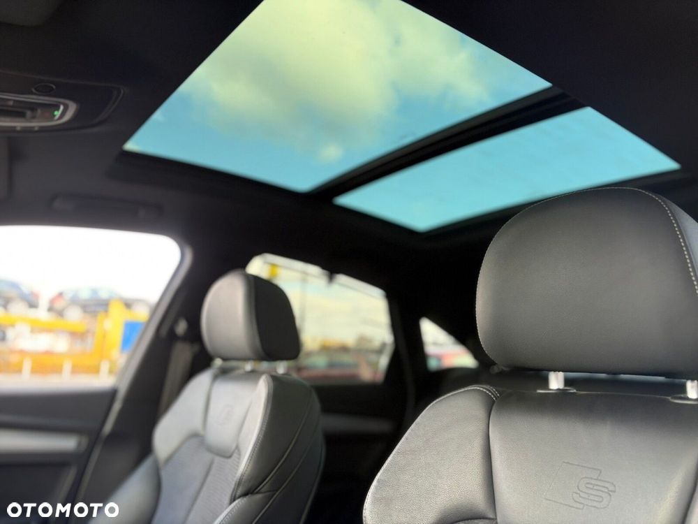 Audi Q5 Sportback - 27