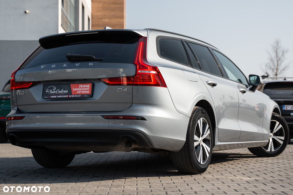 Volvo V60 D4 Drive-E Momentum - 11