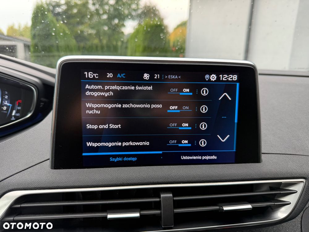 Peugeot 3008 1.5 BlueHDi Allure S&S - 19