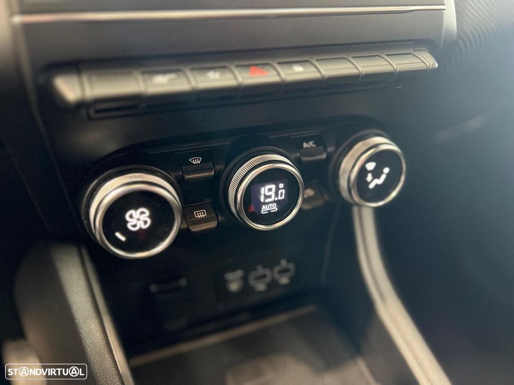 Renault Captur 1.0 TCe RS Line - 24