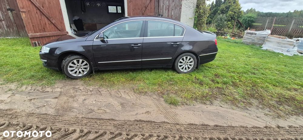 Volkswagen Passat 2.0 TDI DPF Comfortline - 2