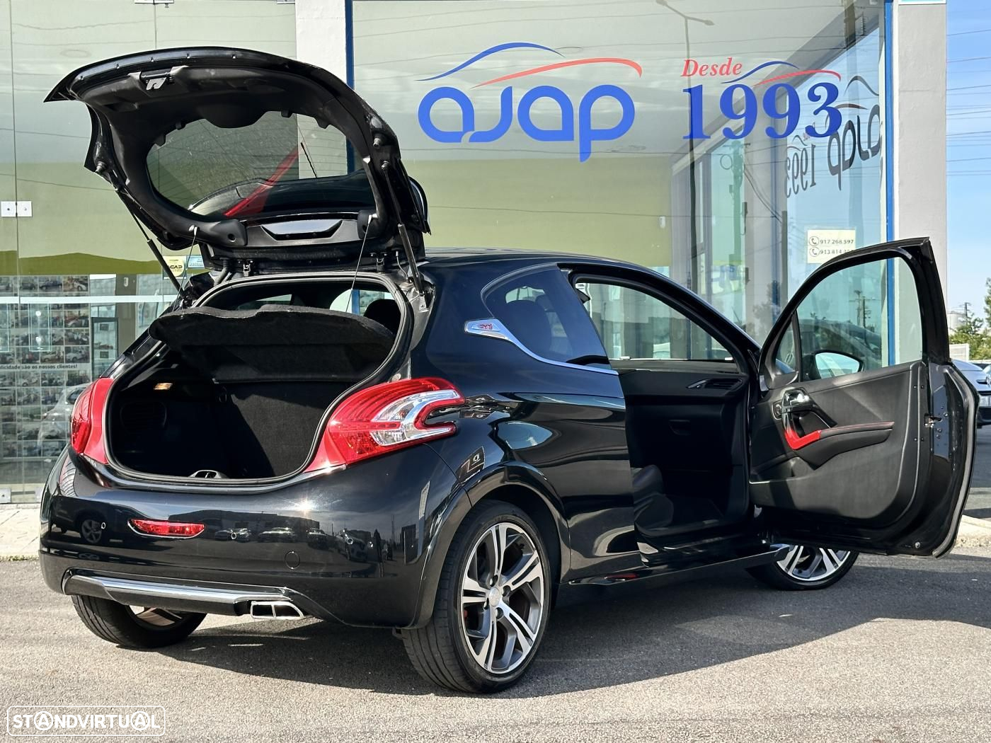 Peugeot 208 GTI 200 THP - 13