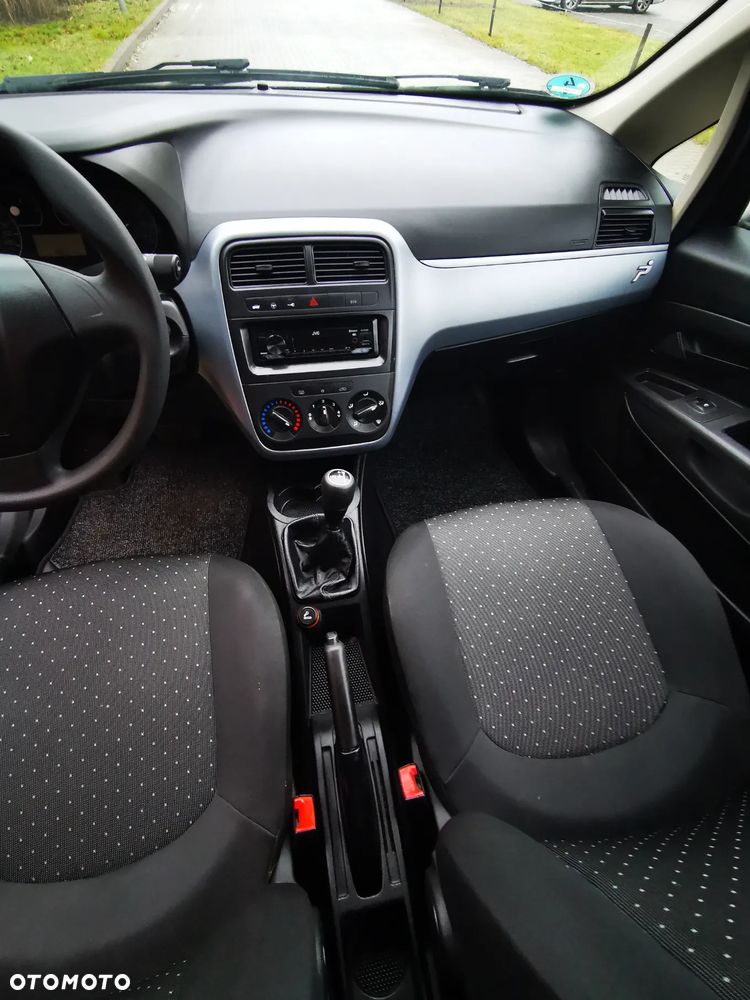 Fiat Grande Punto 1.4 8V Dualogic Dynamic - 19