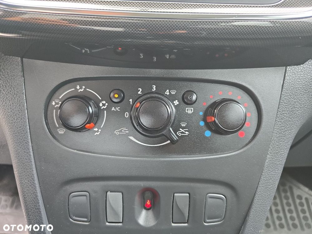 Dacia Sandero - 17