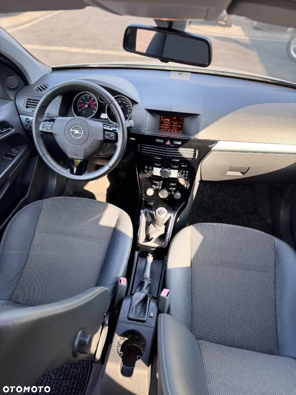 Opel Astra - 33