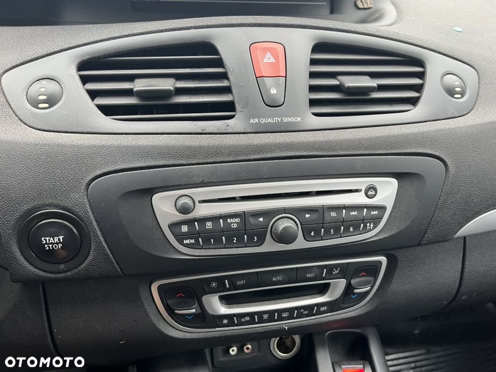 Renault Scenic - 8
