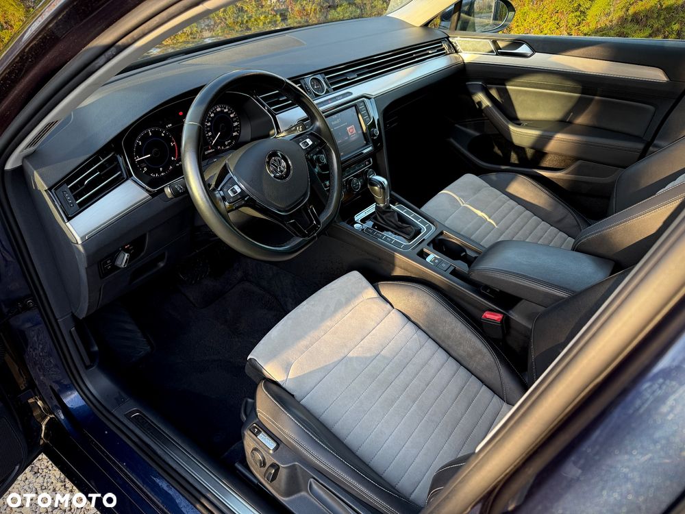 Volkswagen Passat 2.0 TDI 4Mot Elegance DSG - 14
