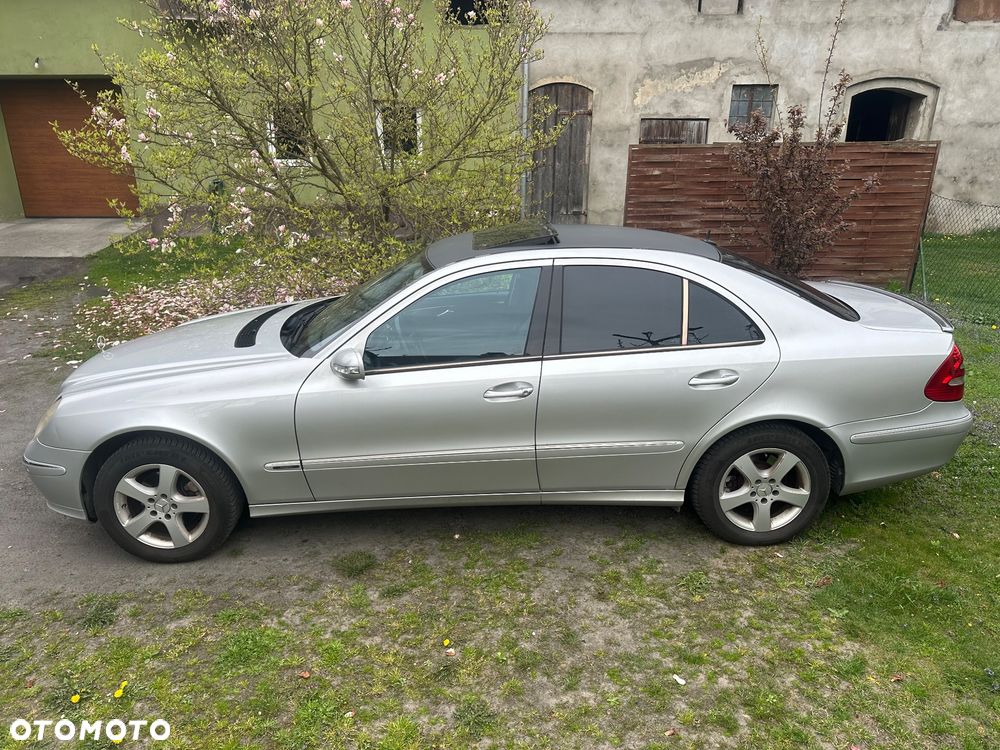 Mercedes-Benz Klasa E - 2