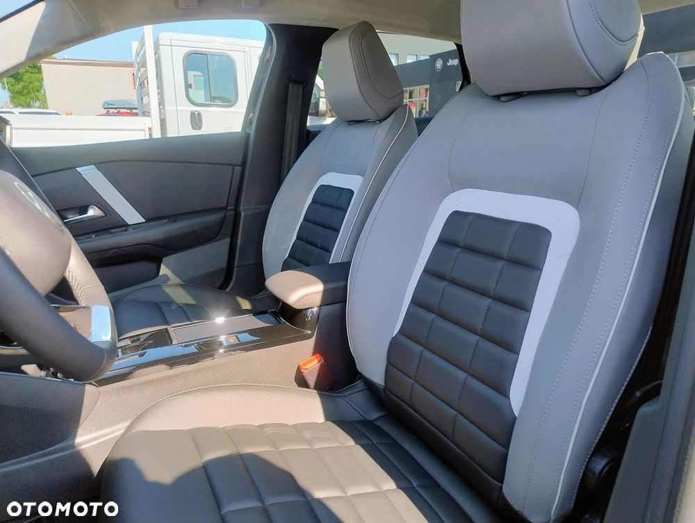 Citroën C4X 1.2 mHEV Max eDCT6 - 14