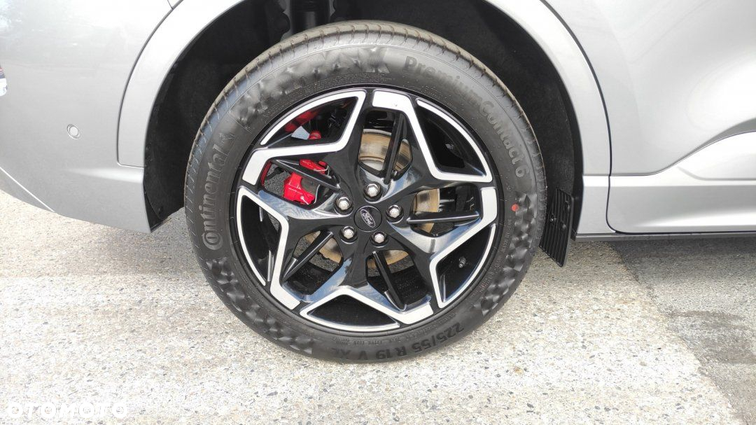 Ford Kuga - 11
