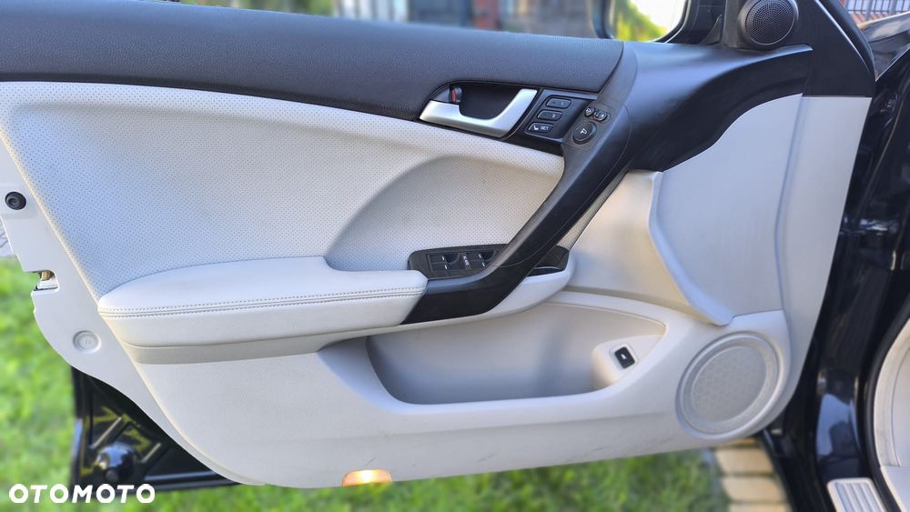 Honda Accord 2.2d Executive Nav+ACC - 15