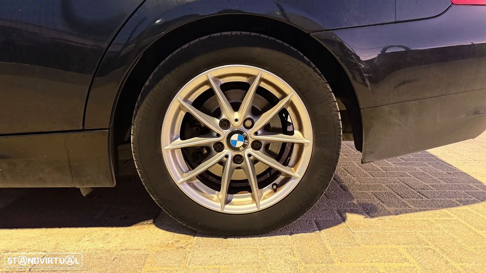 BMW 318 d - 17