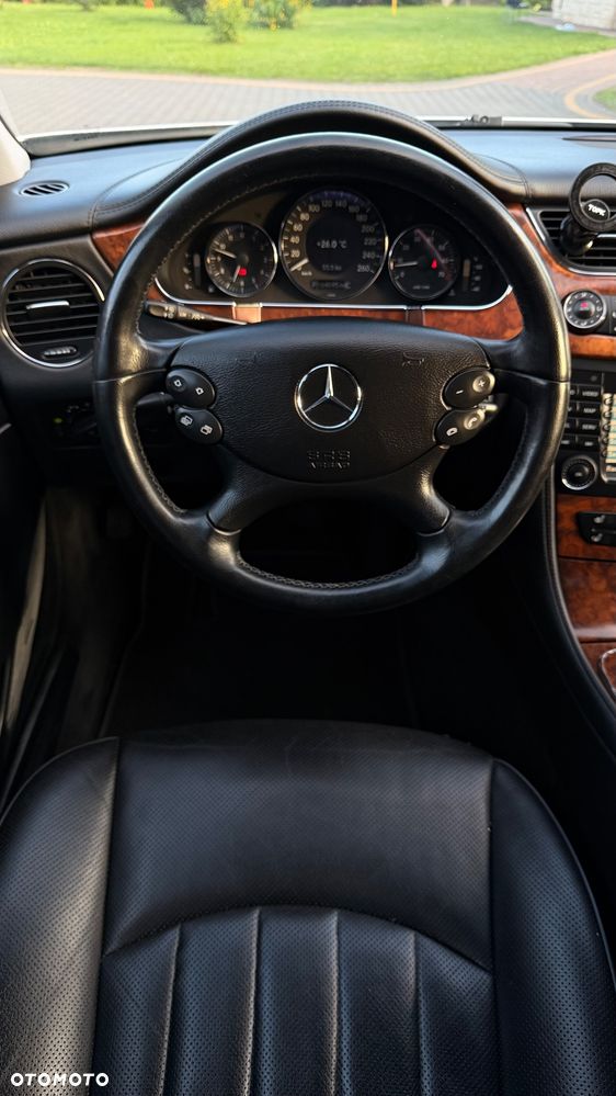 Mercedes-Benz CLS 500 - 36