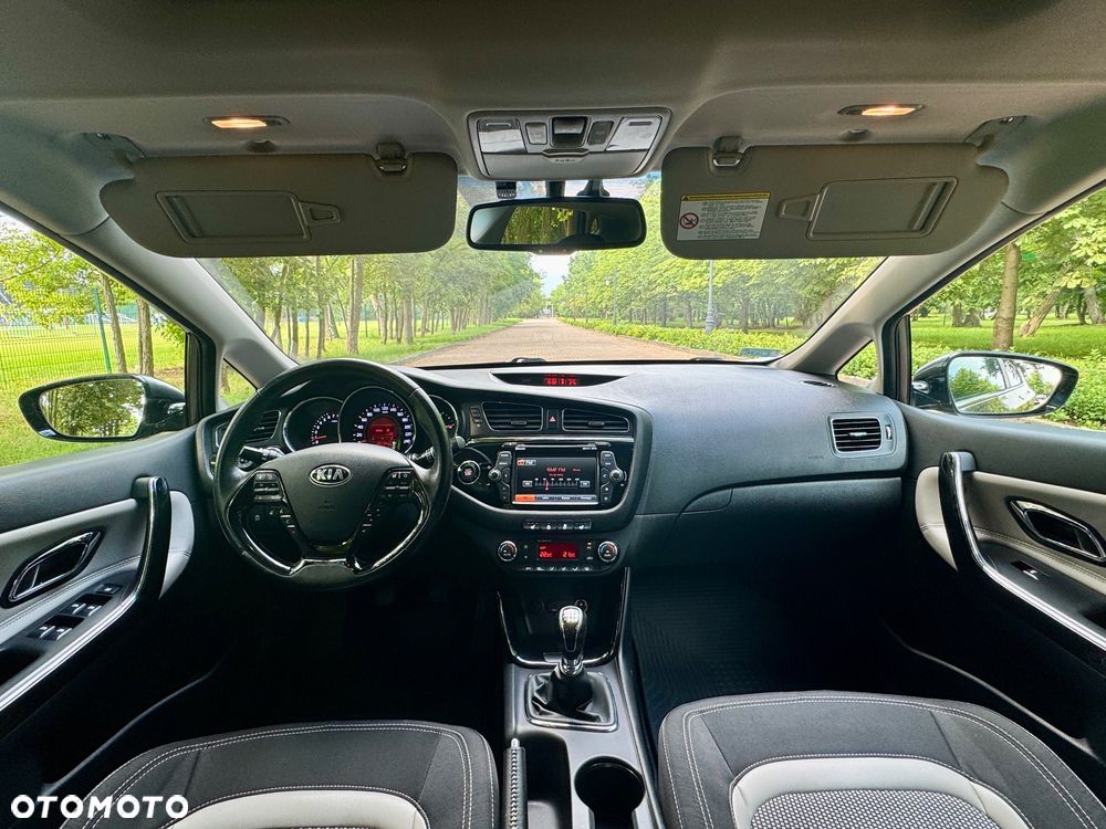 Kia Ceed 1.6 GDI XL - 13