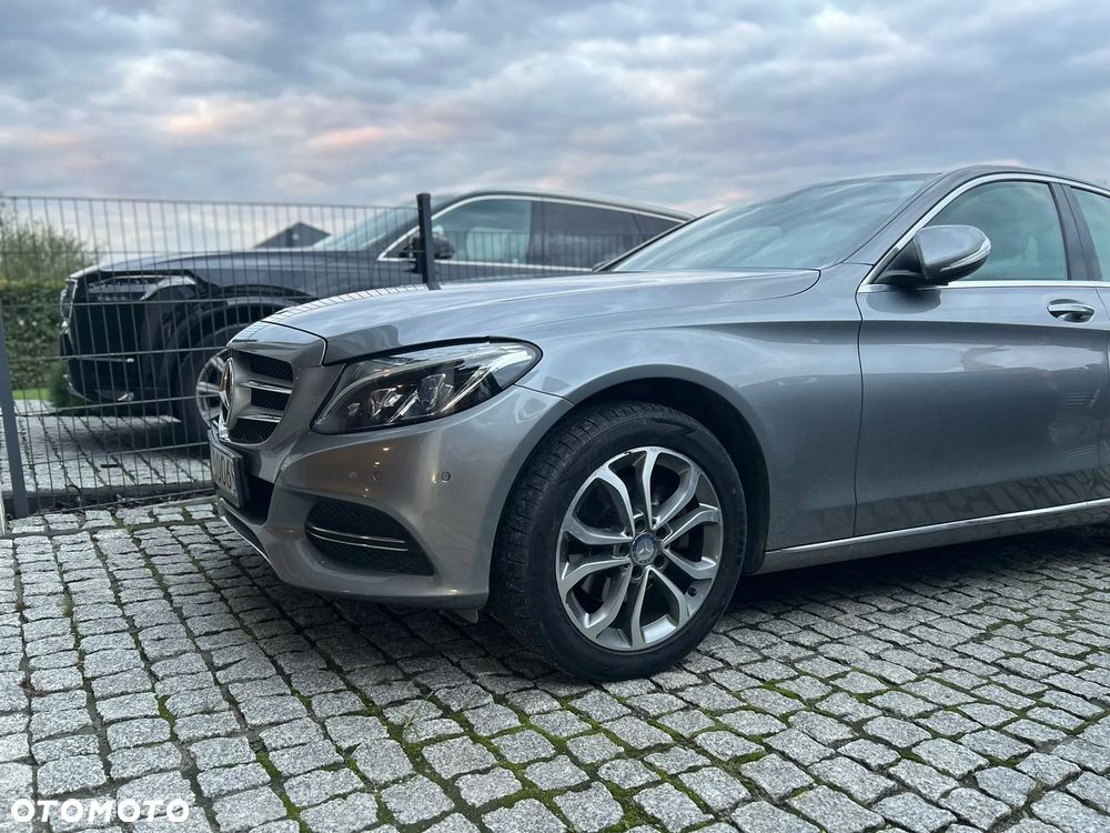 Mercedes-Benz Klasa C 200 7G-TRONIC - 12