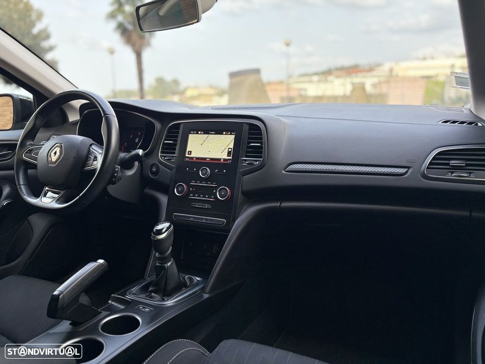 Renault Mégane Sport Tourer BLUE dCi 115 LIMITED - 15