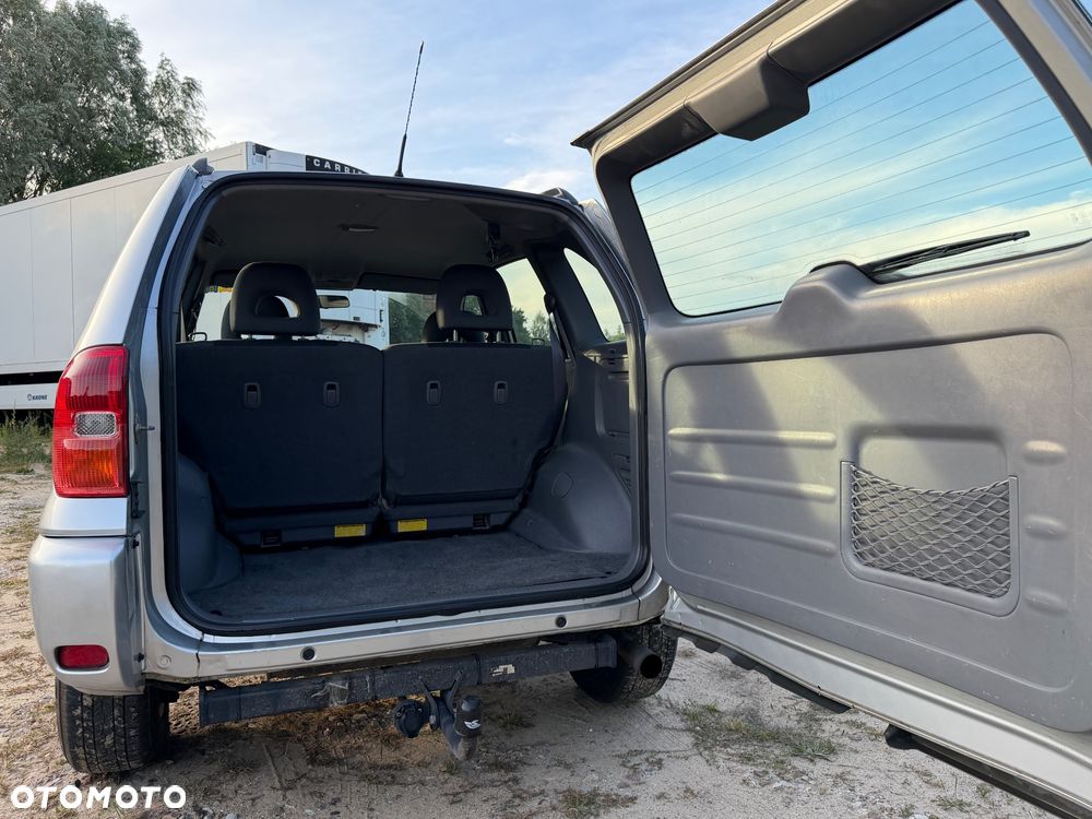 Toyota RAV4 - 7