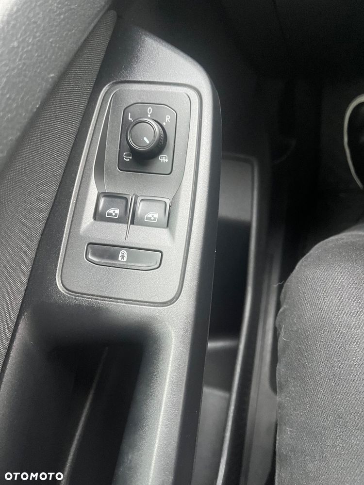 Ford Tourneo Connect Grand ver-grand-2-0-ecoblue-titanium - 13