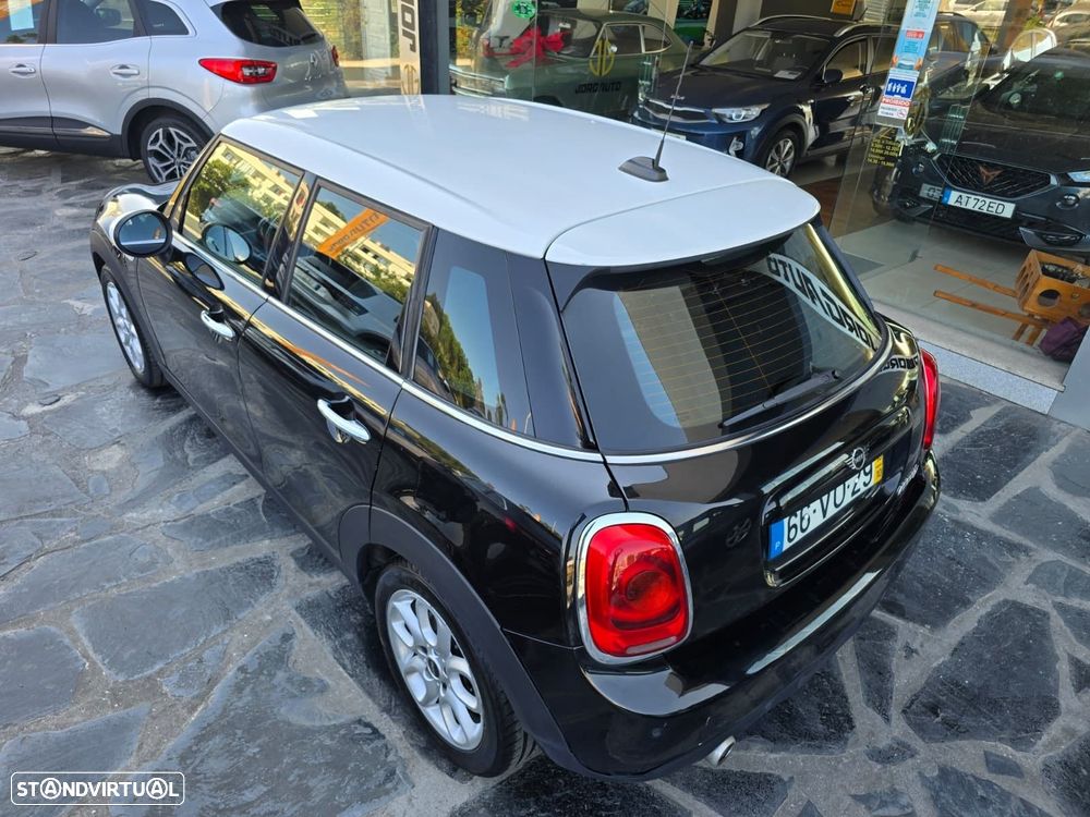 MINI 5 Portas Cooper D - 7