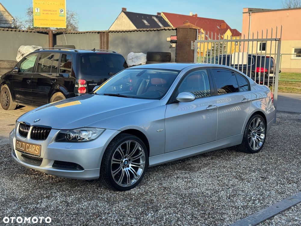 BMW Seria 3 318i Edition Exclusive - 2