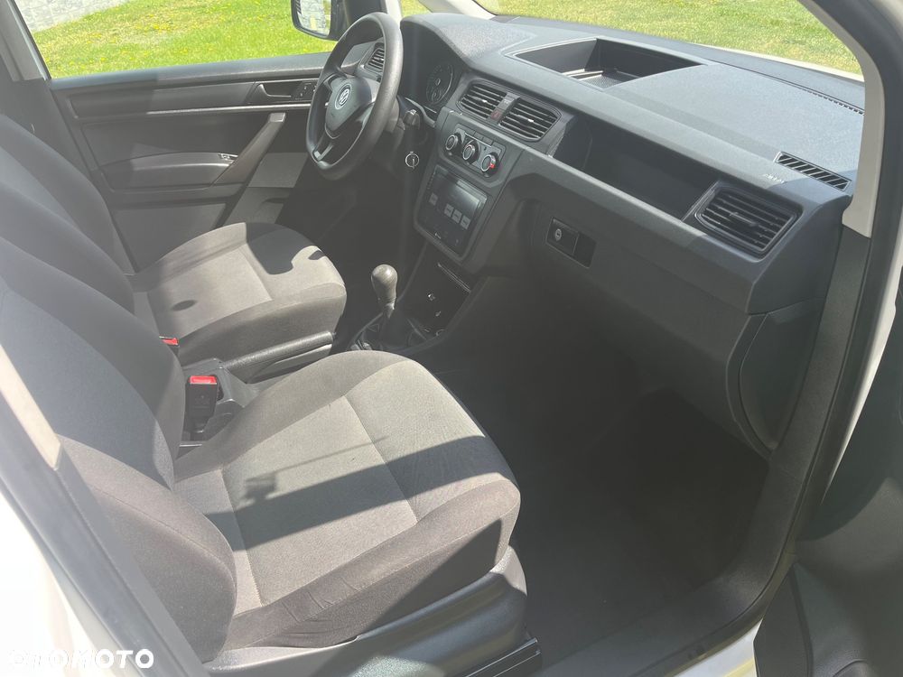 Volkswagen Caddy - 18
