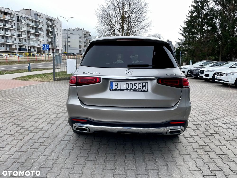 Mercedes-Benz GLS - 22