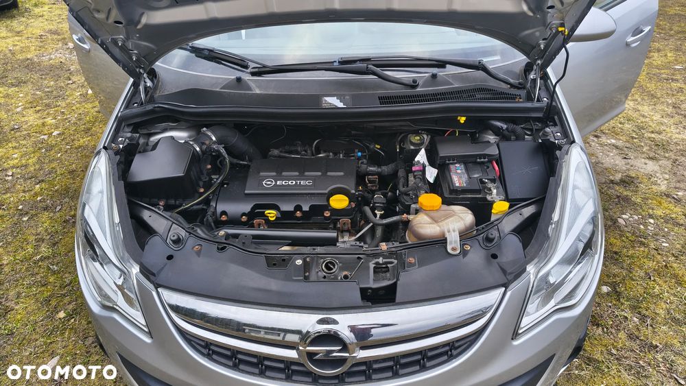 Opel Corsa 1.4 16V Satellite - 19