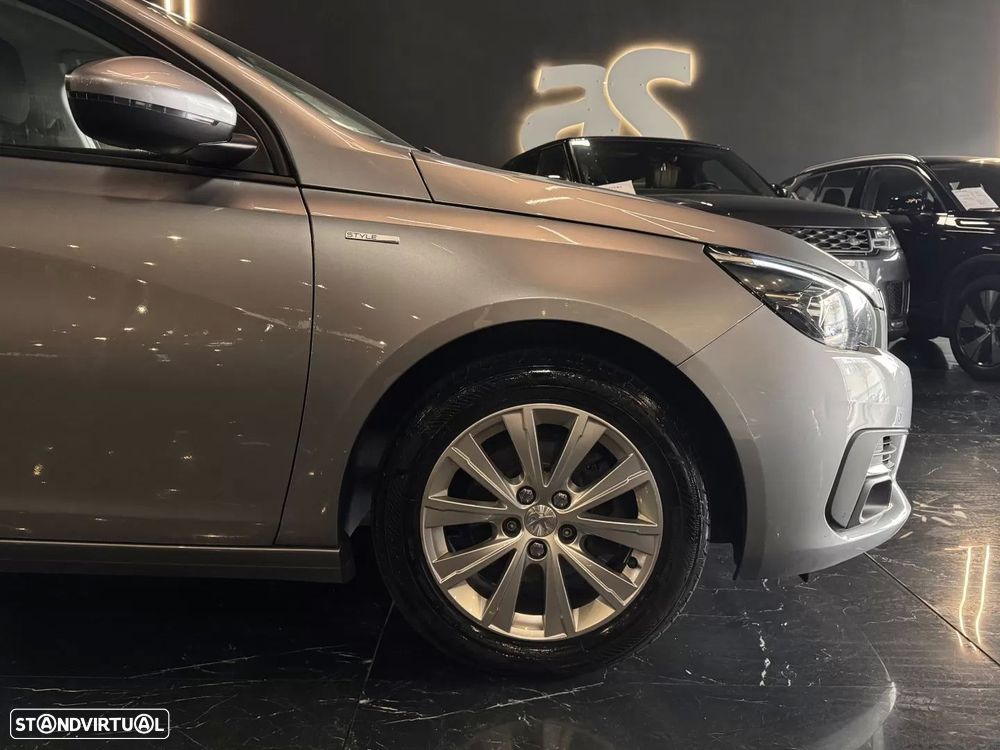 Peugeot 308 SW 1.5 BlueHDi Style J17 - 4