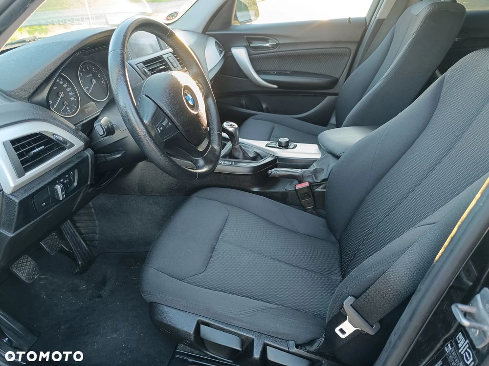 BMW Seria 1 116i - 13