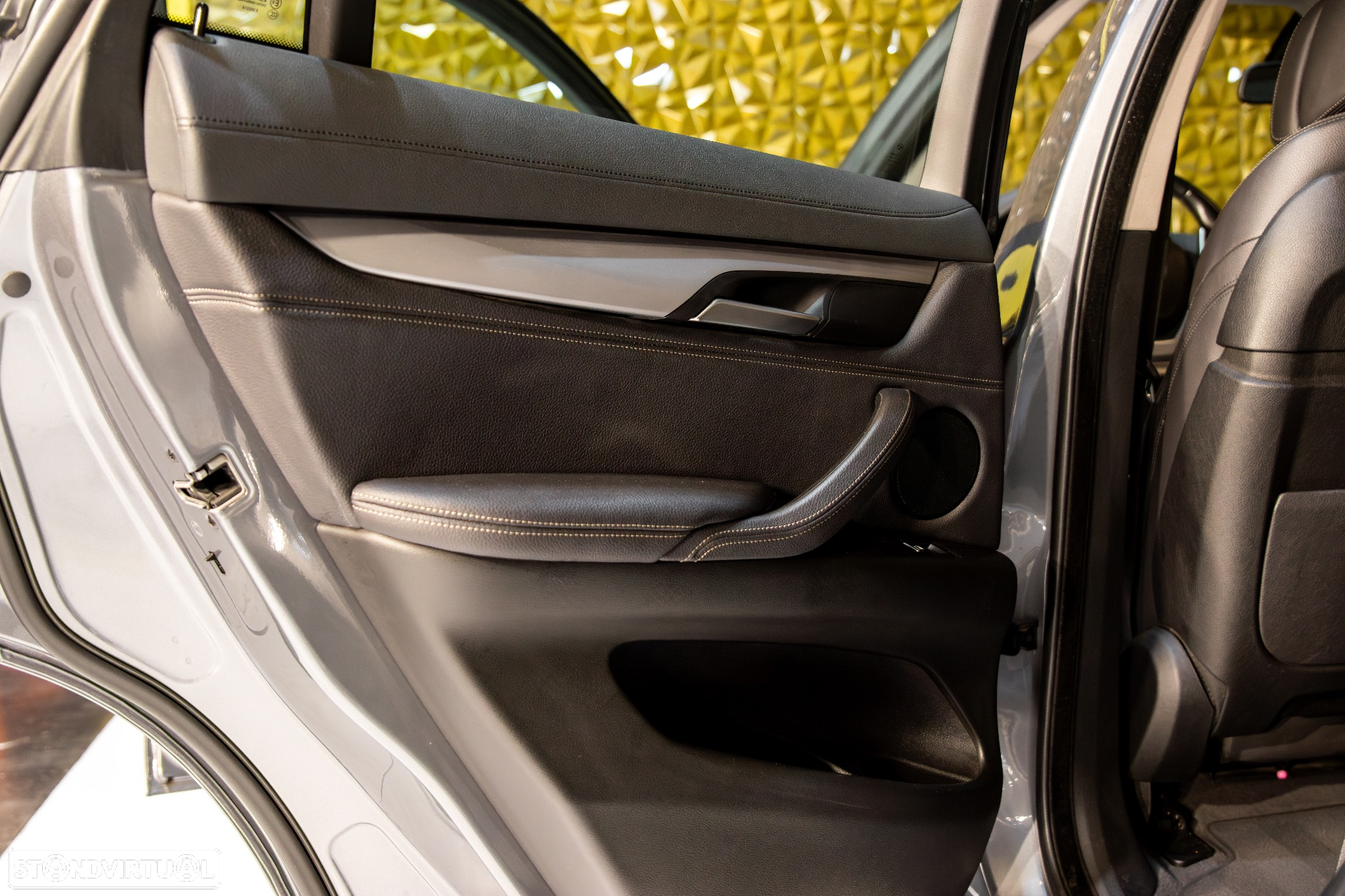 BMW X6 40 d xDrive - 17