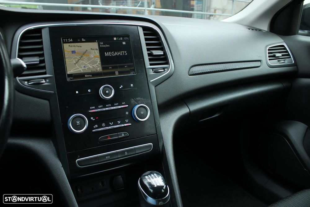 Renault Mégane Sport Tourer ENERGY dCi 110 LIMITED - 19