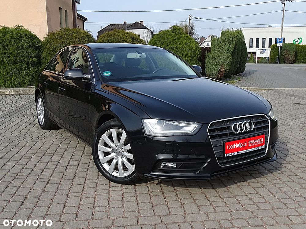 Audi A4 Limousine - 14